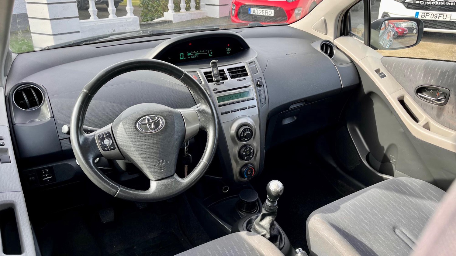 Toyota Yaris 1.4 d4d sol — photo 5
