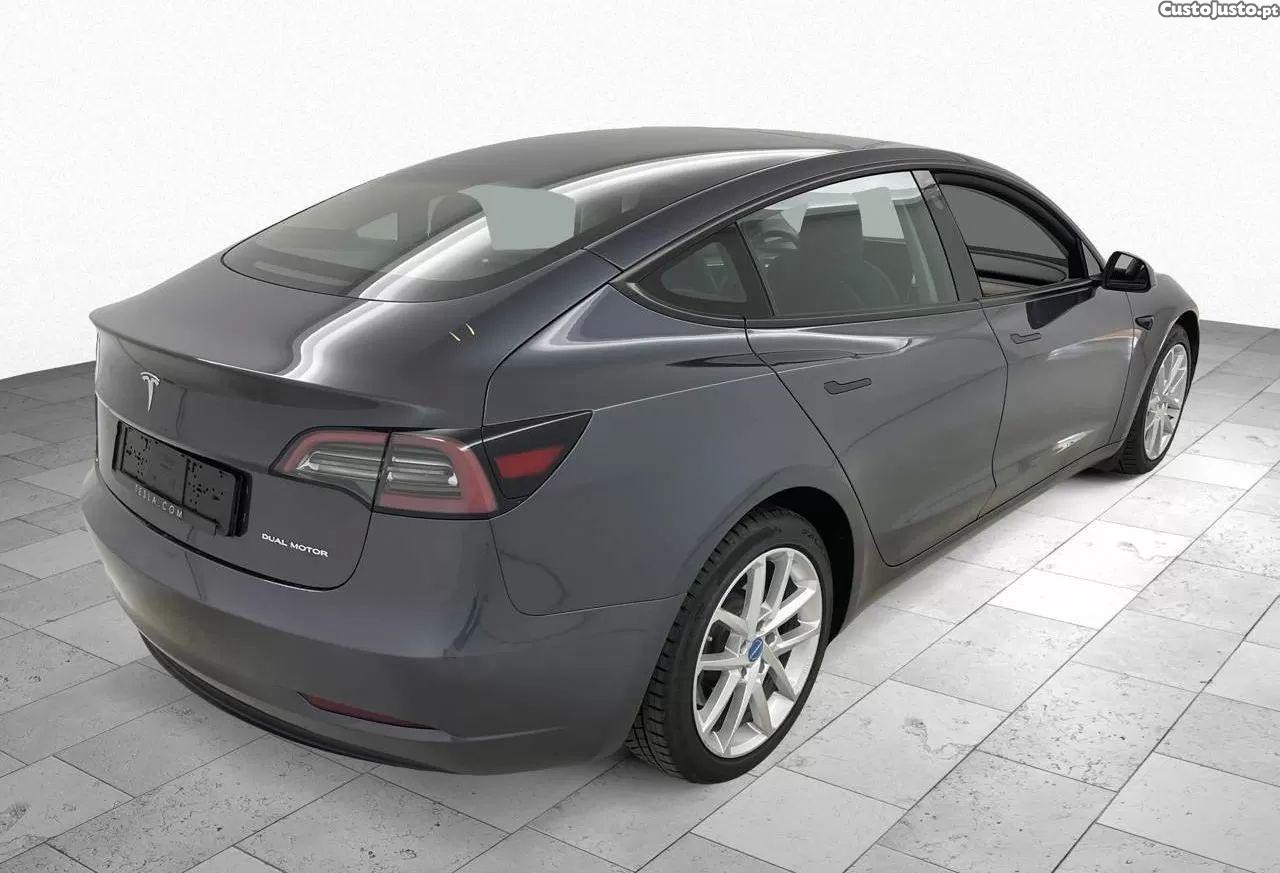 Tesla Model 3 Standard rwd plus — fotografia 11