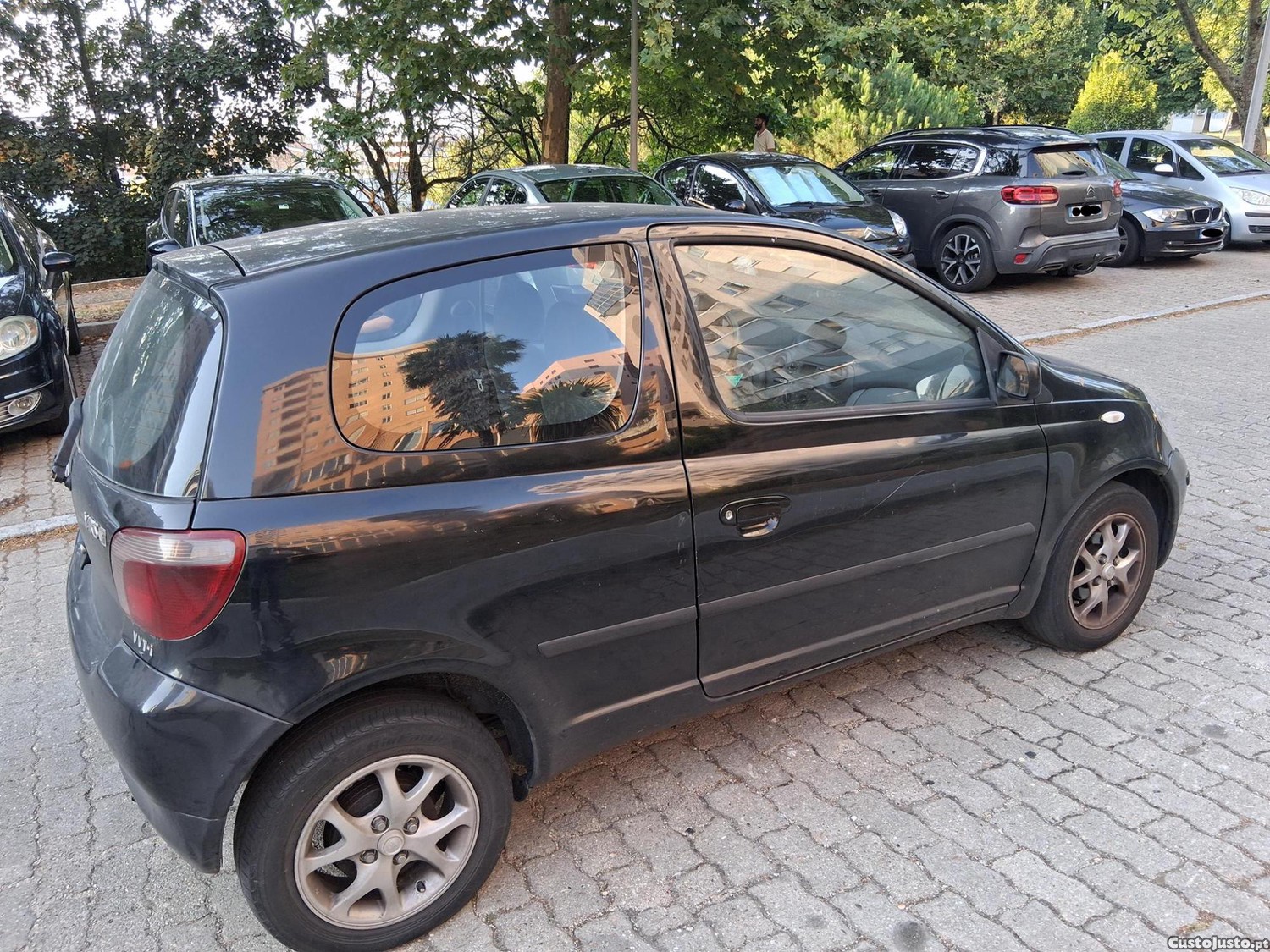 Toyota Yaris 1.0 VVT-i — fotografia 7