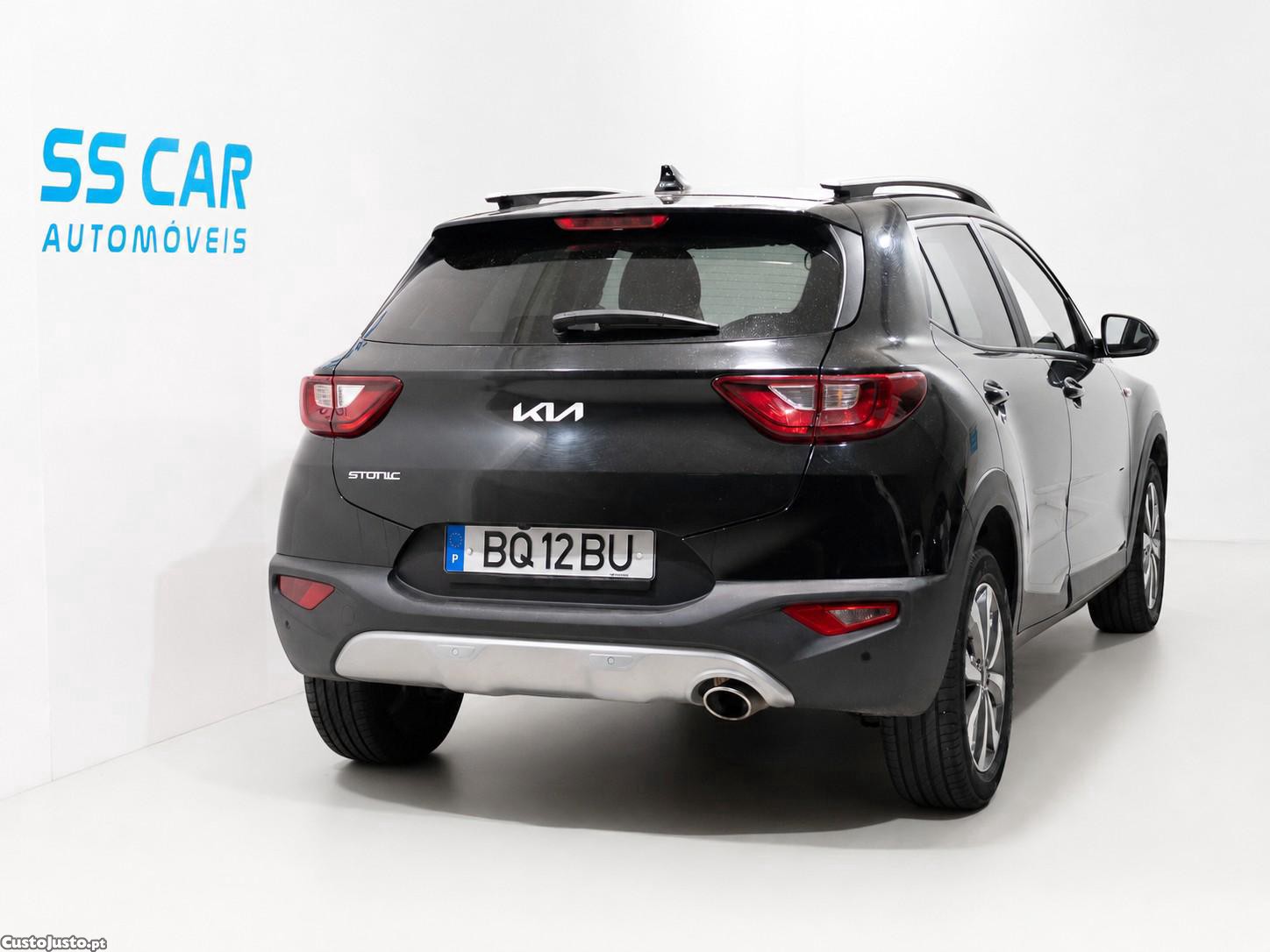 Kia Stonic 1.2 MPi Dynamic — fotografia 20