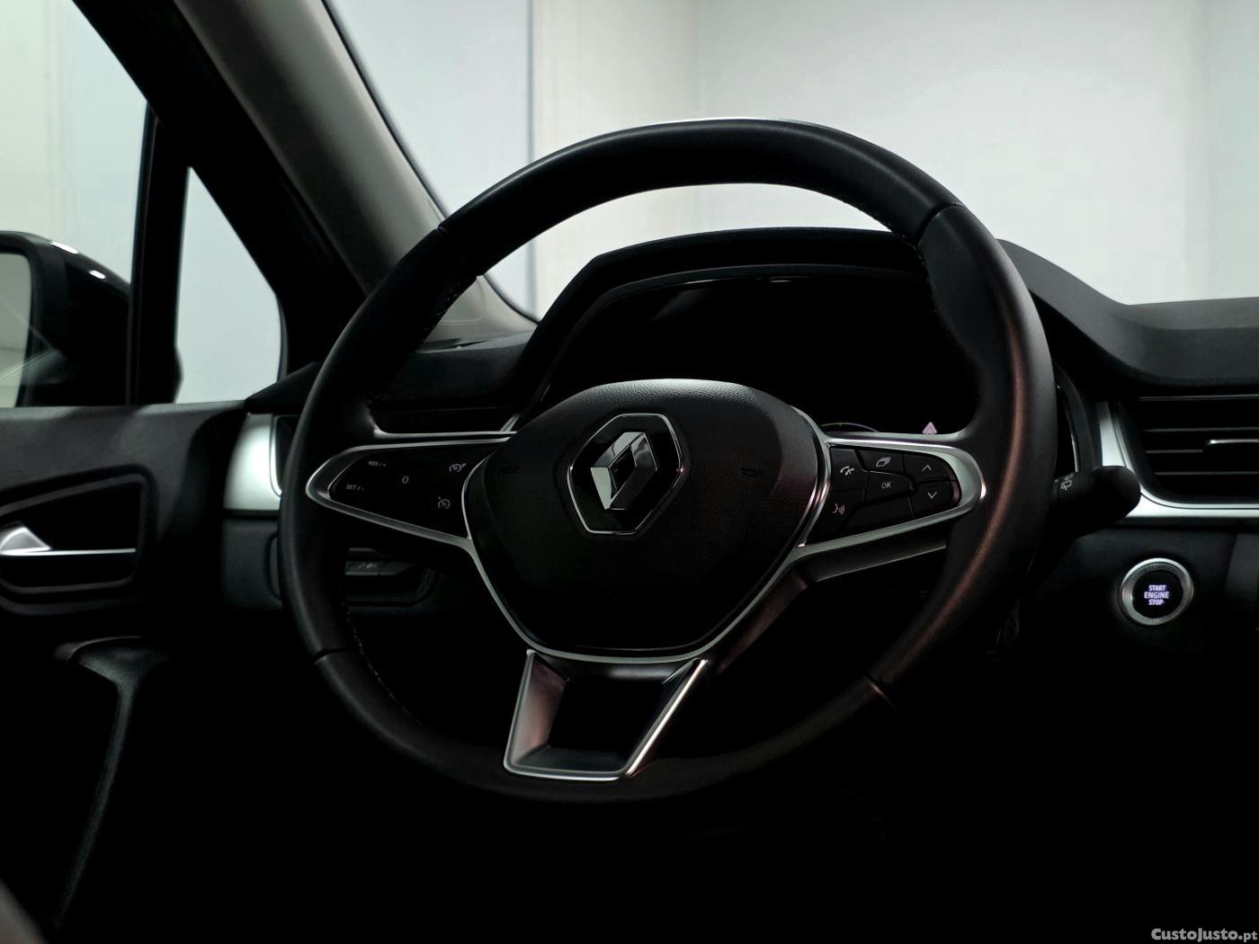 Renault Captur 1.6 E-Tech Full Hybr — fotografia 12