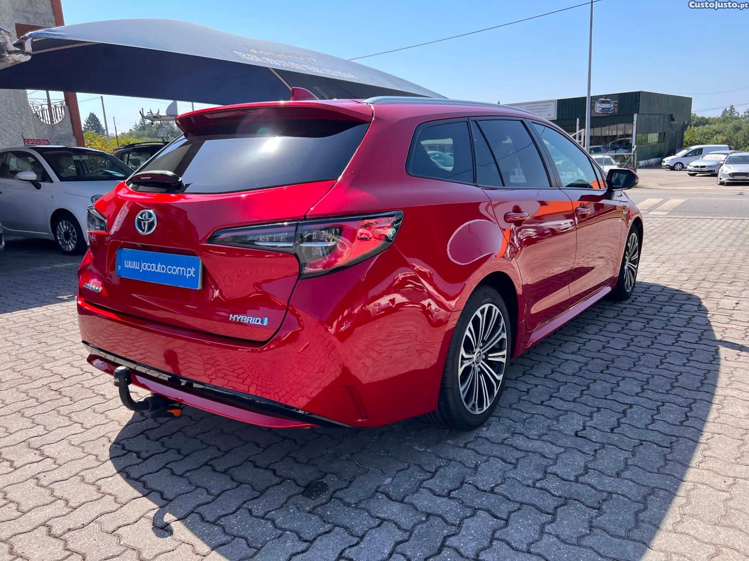 Toyota Corolla Touring Sports 1.8 Hybrid Comfort + Pack Sport — photo 4