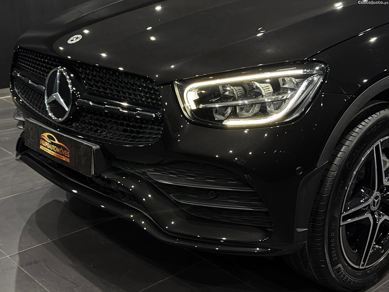 Mercedes-Benz GLC 300 de 4Matic 9G-TRONIC AMG Line — fotografia 16