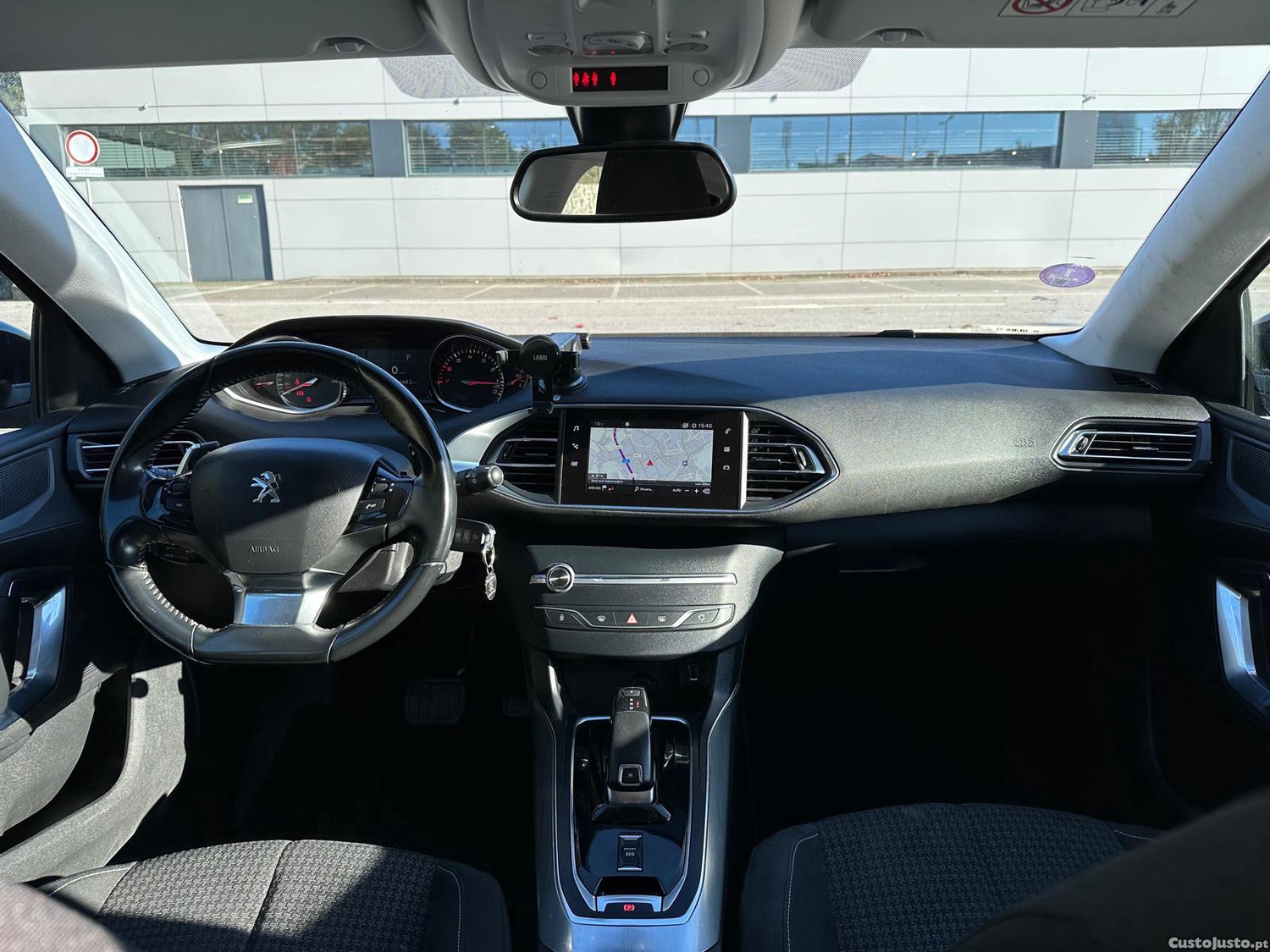 Peugeot 308 PureTech — fotografia 5