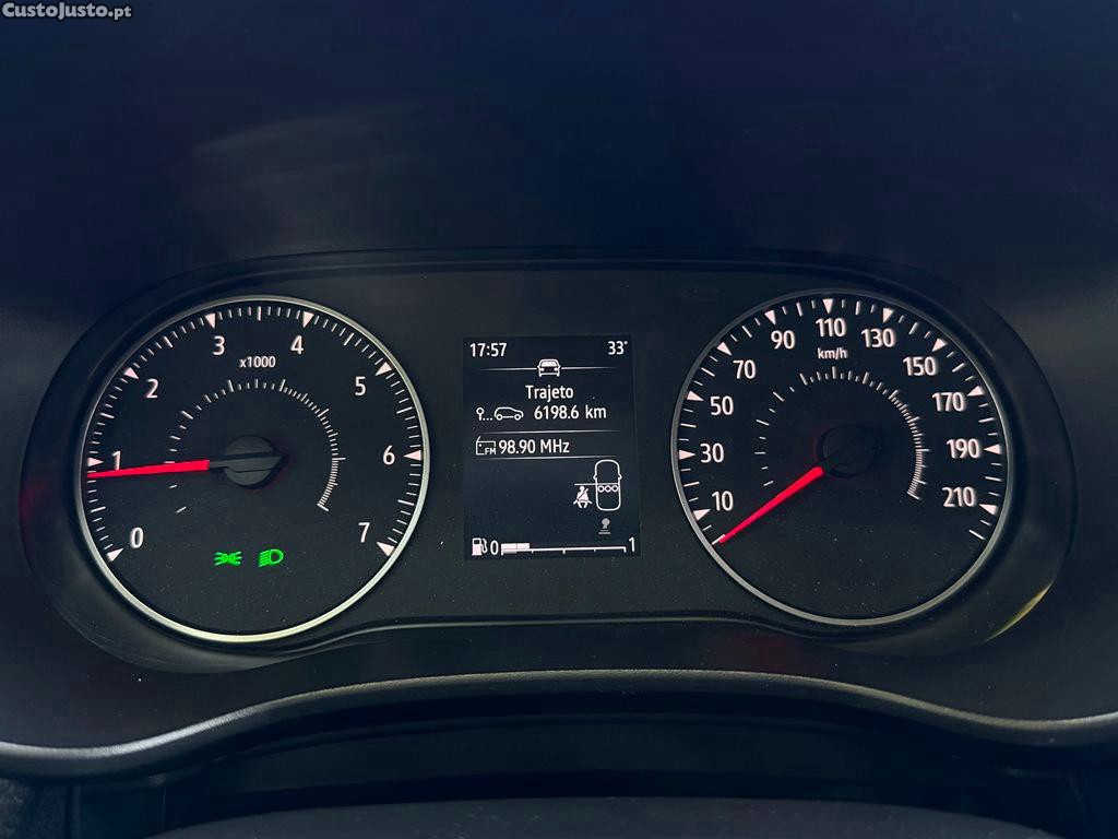 Dacia Sandero 1.0 SCe Access Nacional (6.000 KMS) — fotografia 7