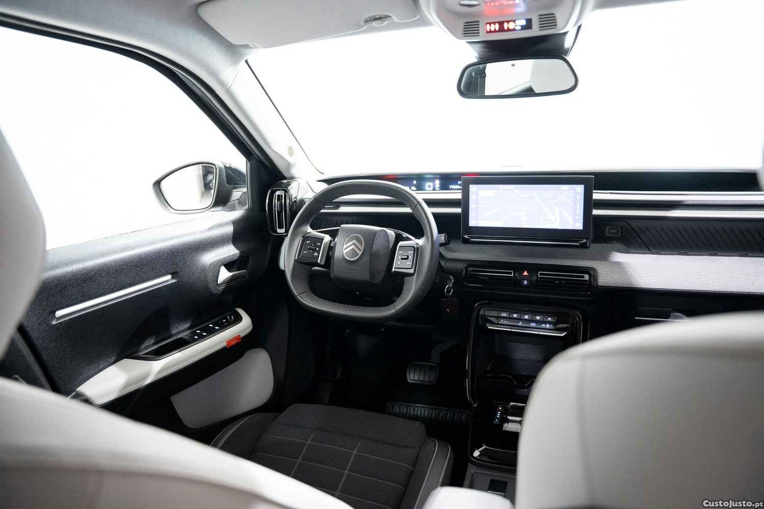 Citroën e-C3 44 kWh Autonomia Conforto Max — fotografia 19