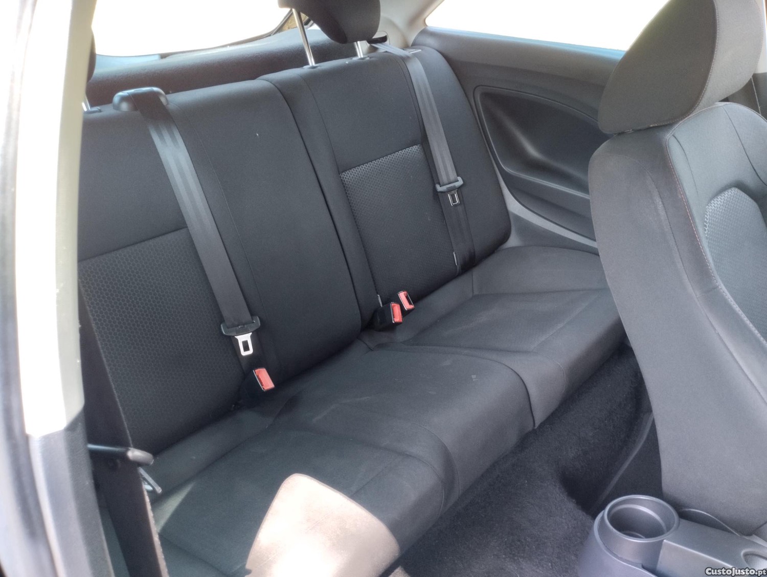 SEAT Ibiza 6J FR (ORIGINAL) 2.0 TDI 143CV VERSÃO 30 ANOS - 5 LUGARES - c/ GARANTIA — fotografia 13