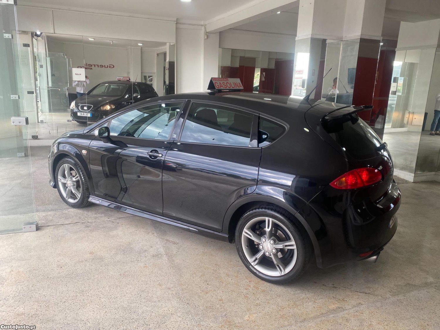Seat Leon 1.4 TSI "Linea R" - 09 foto 3