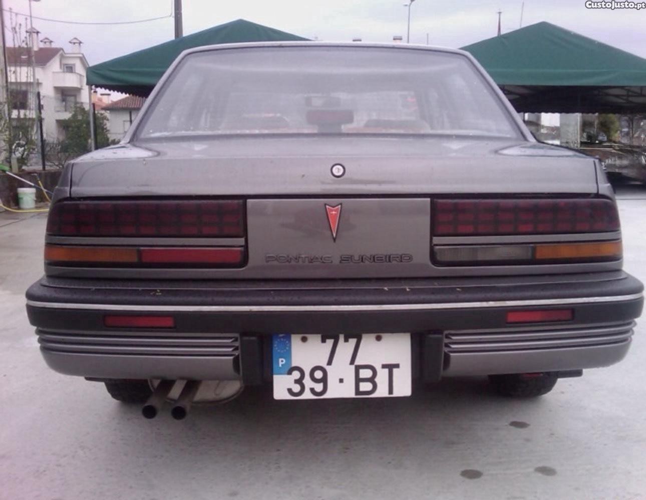 Pontiac Sunbird OHC-FI — fotografia 4