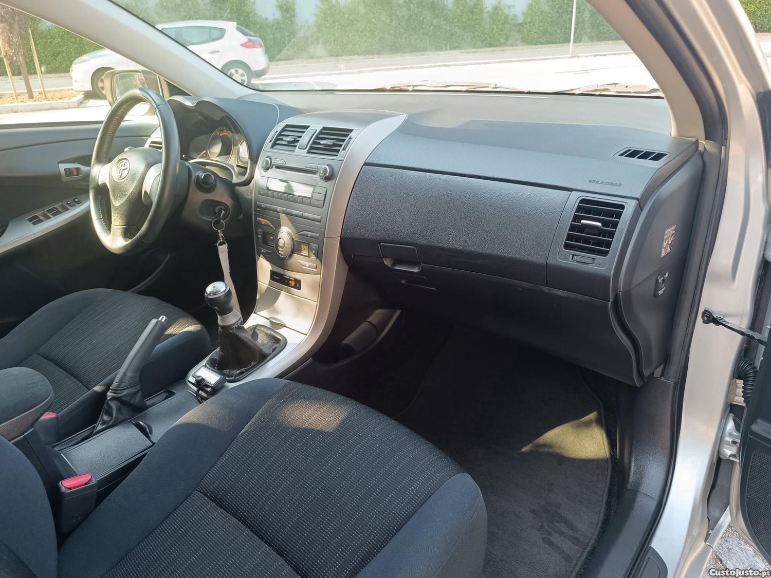 Toyota Corolla 1.4 D-4D — fotografia 3
