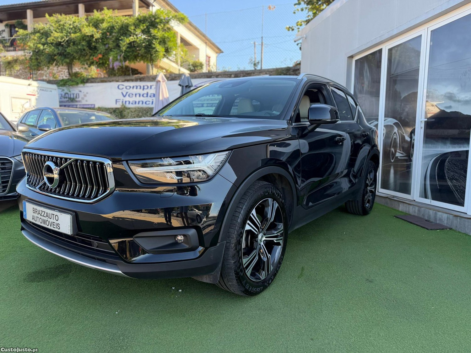 Volvo XC 40 1.5 T3 Momentum Plus Geartronic — fotografia 23