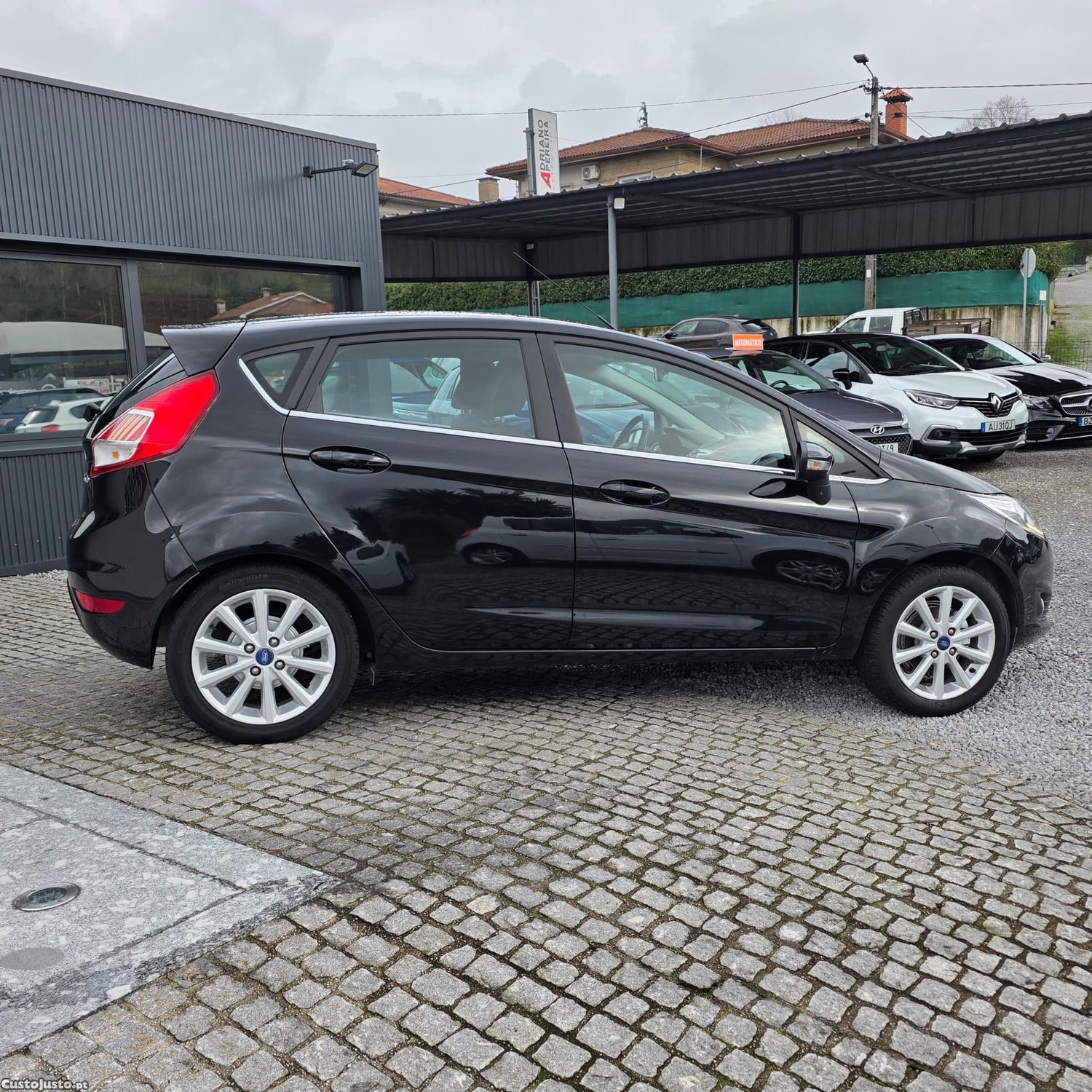 Ford Fiesta 1.5 TDCi Titanium — fotografia 14