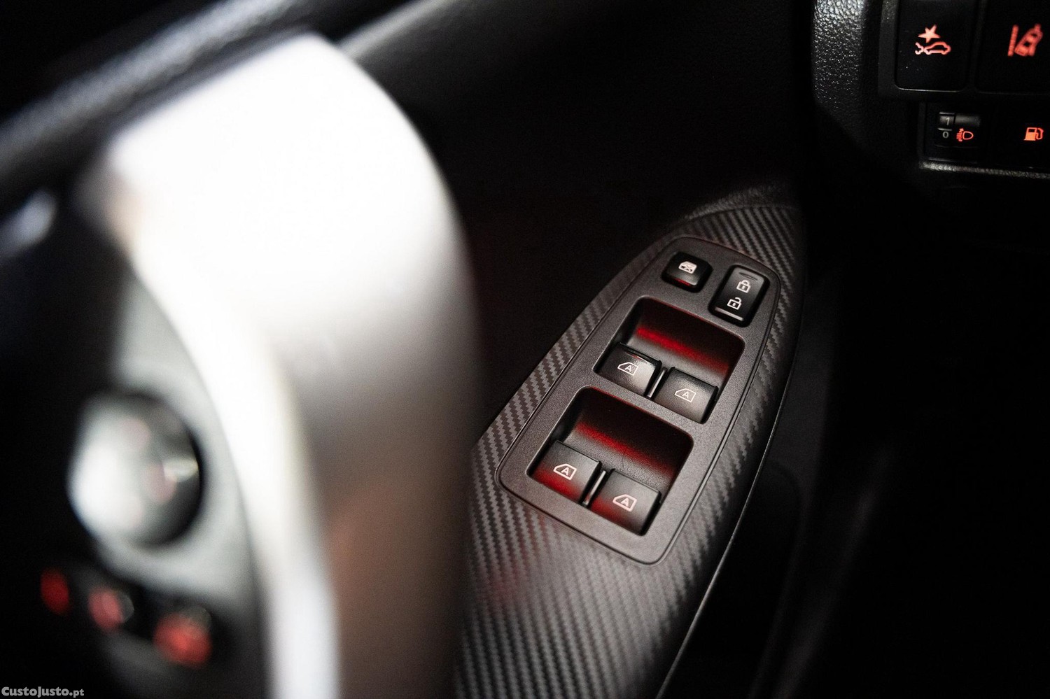 Mitsubishi Eclipse Cross 2.4 PHEV eMotion — fotografia 3