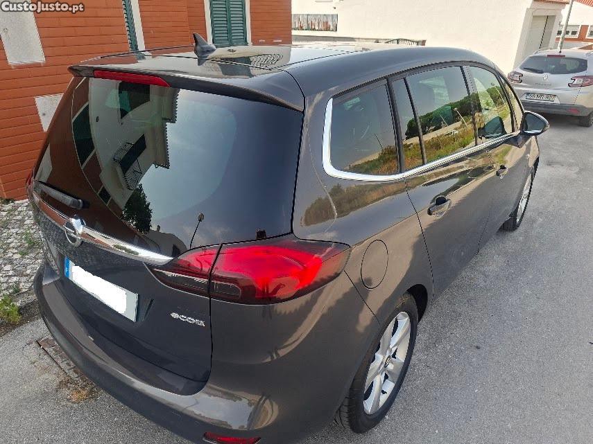 Opel Zafira 1.6 CDTI 135 CV/ 7 Lugares / 144 Mil Kms — fotografia 8