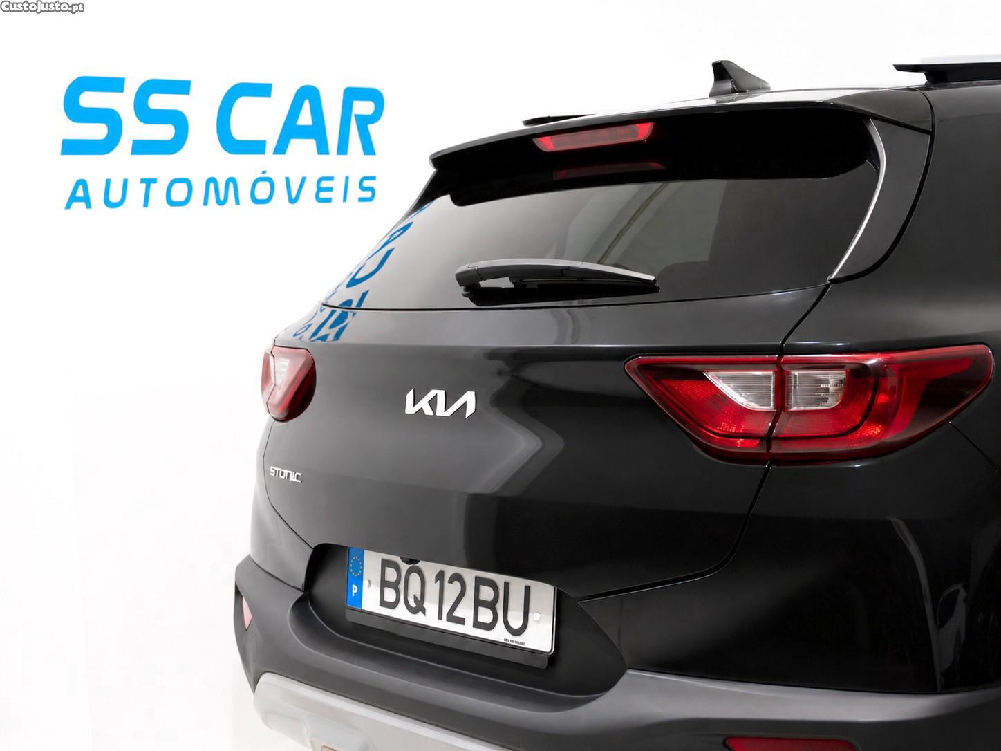 Kia Stonic 1.2 MPi Dynamic — fotografia 19