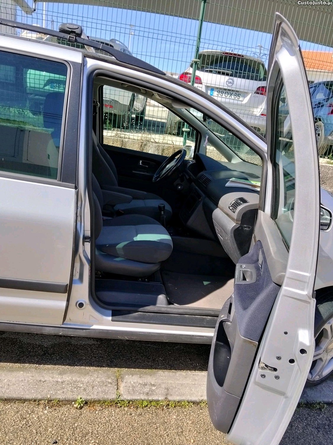 SEAT Alhambra TDI — fotografia 4