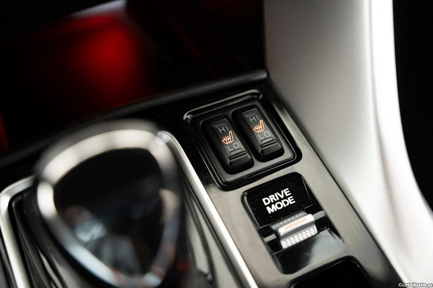 Mitsubishi Eclipse Cross 2.4 PHEV eMotion — fotografia 4