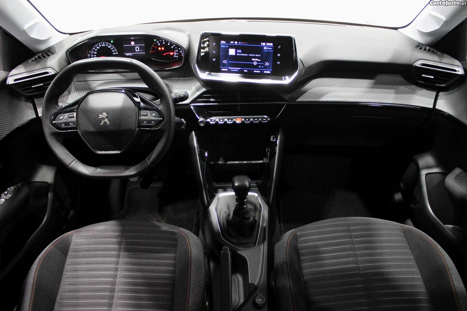 Peugeot 208 1.2 PureTech Allure — fotografia 14