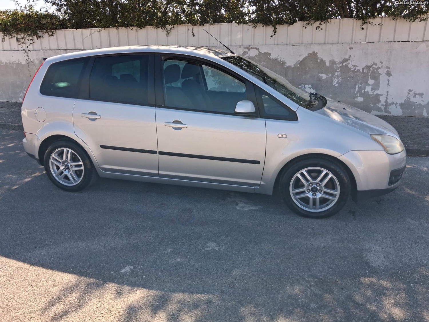Ford C-Max (Focus ) — fotografia 9