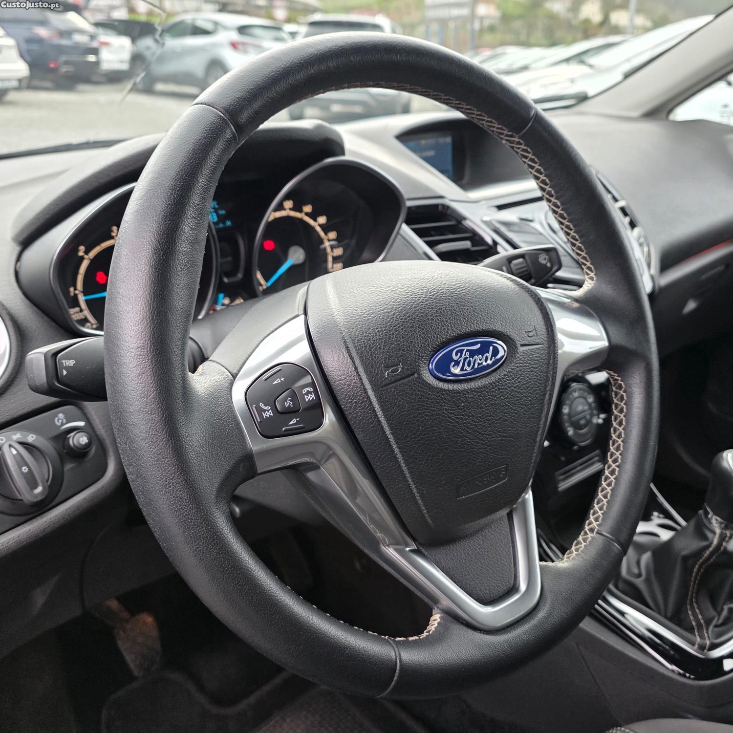 Ford Fiesta 1.5 TDCi Titanium — fotografia 7