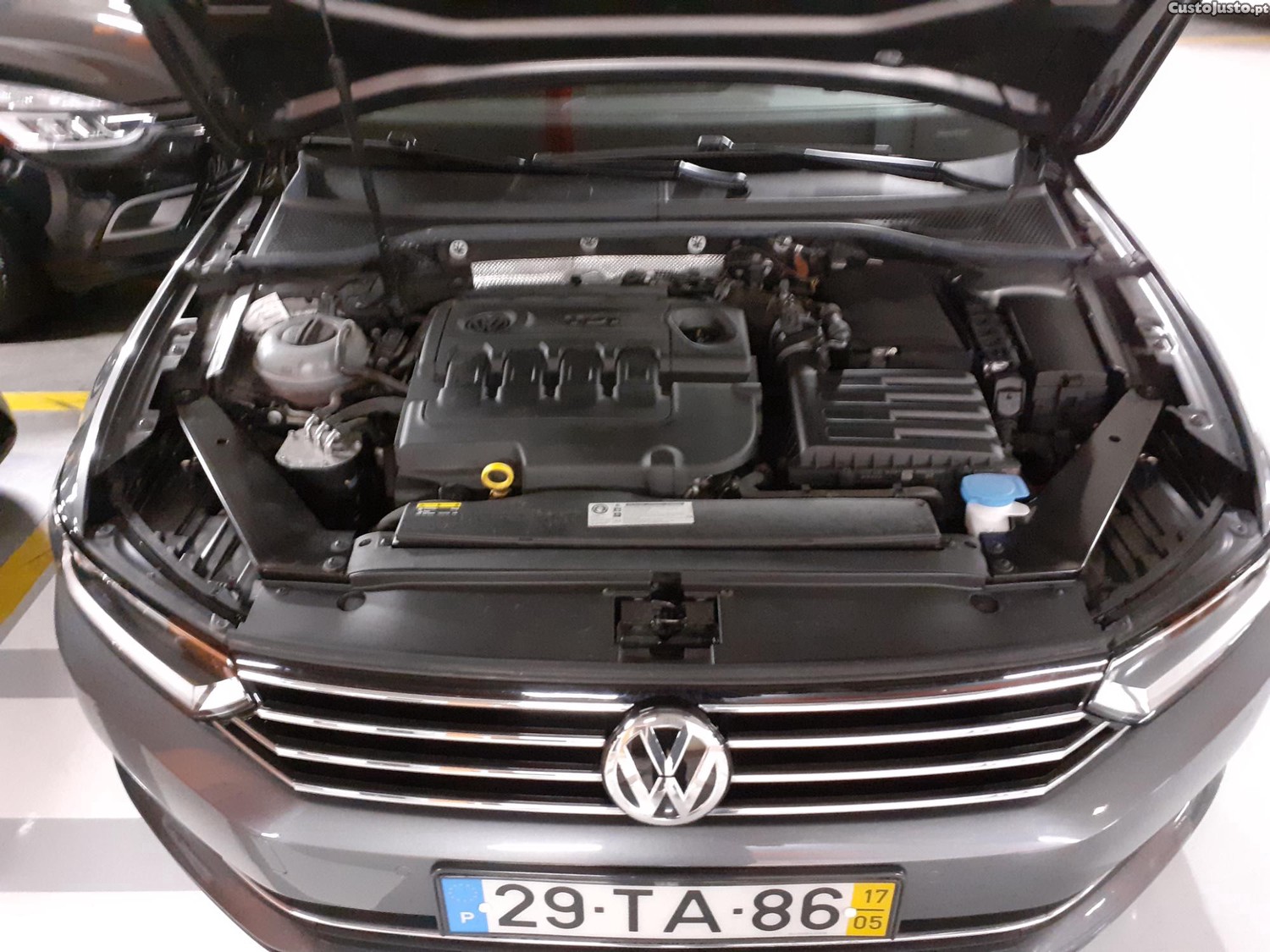 Volkswagen Passat Conforline — fotografia 4