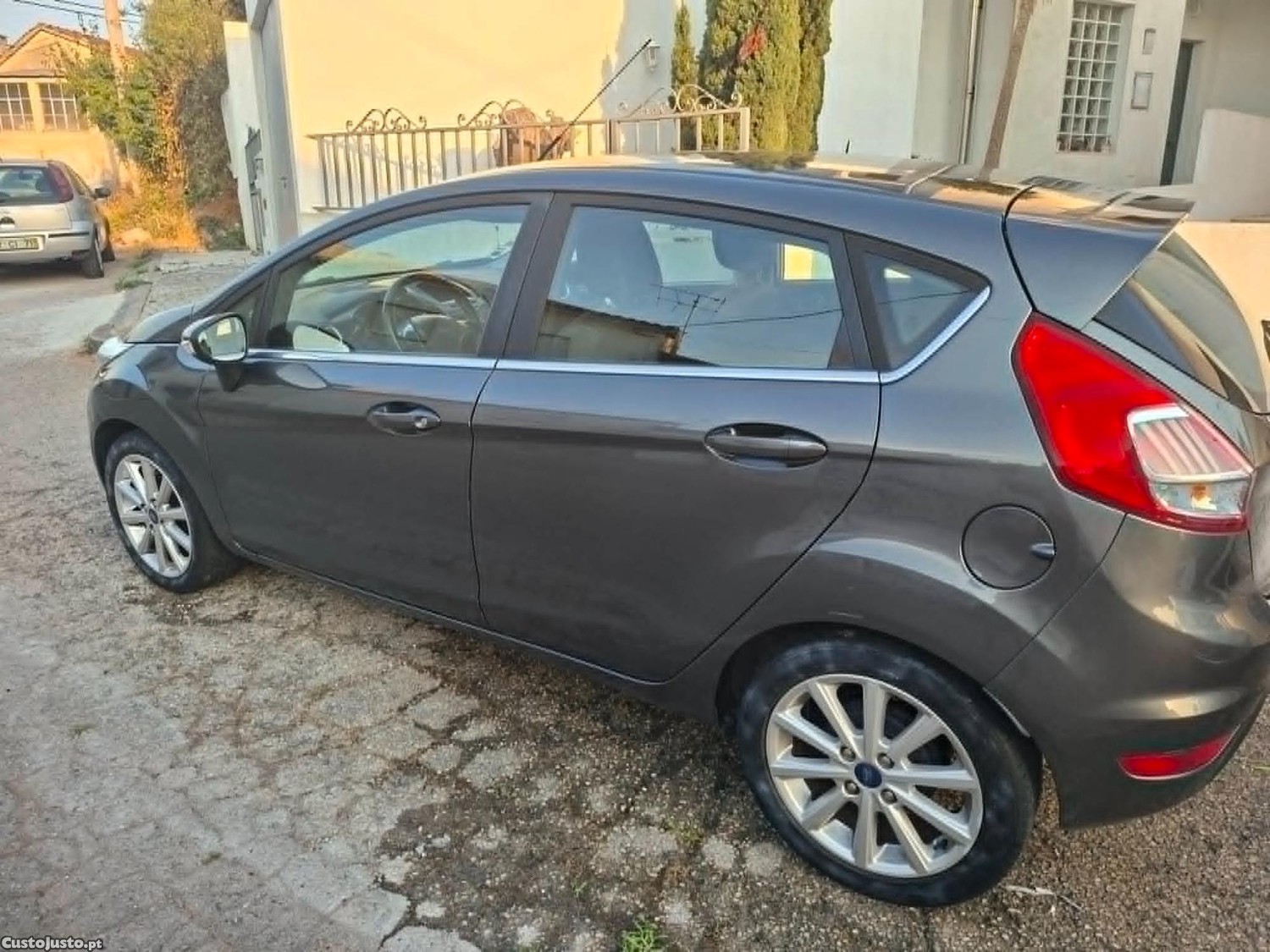 Ford Fiesta 1.0 Ti-VCT Titanium — fotografia 6
