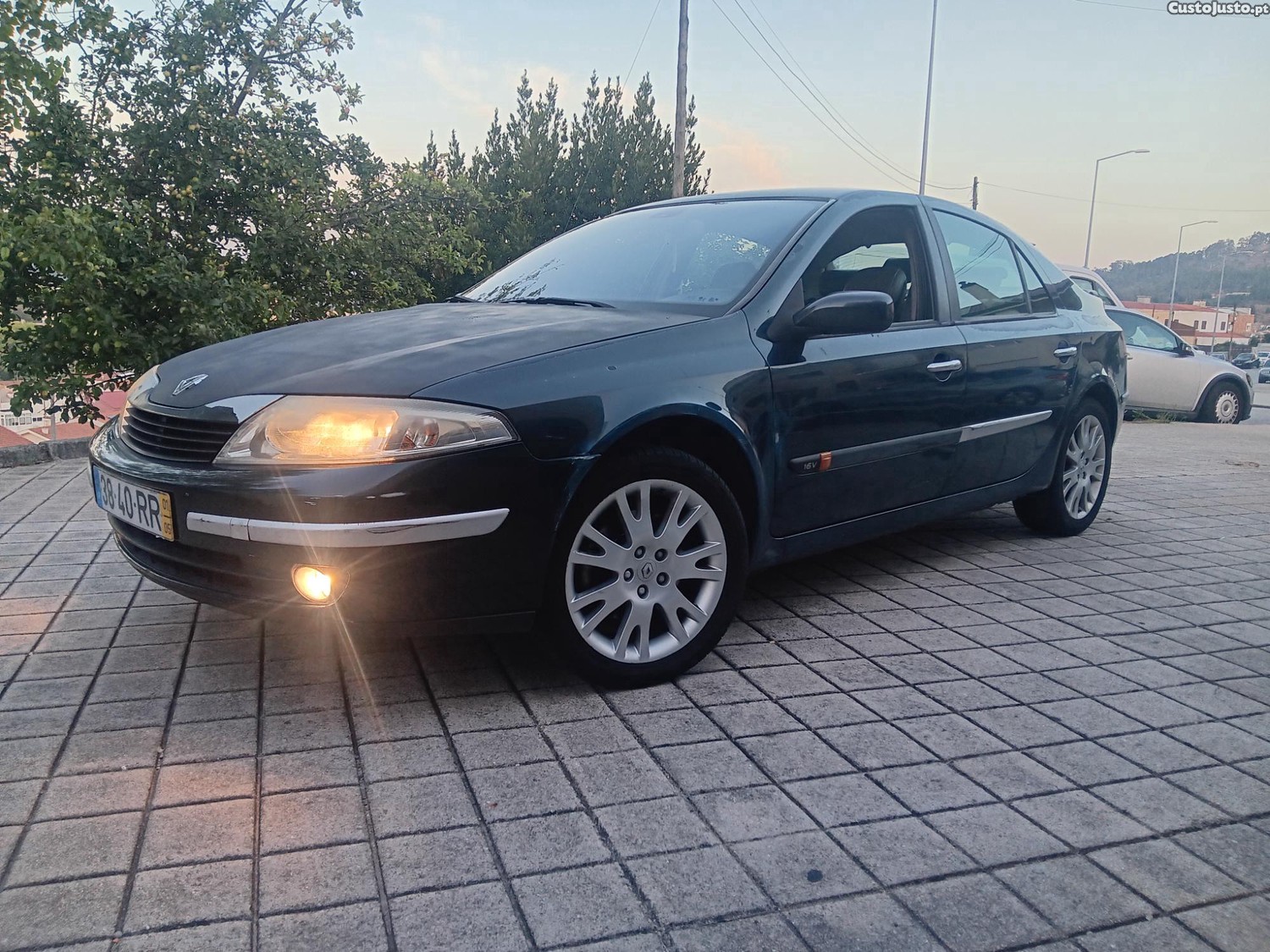 Renault Laguna Só 172 mil kms — fotografia 9