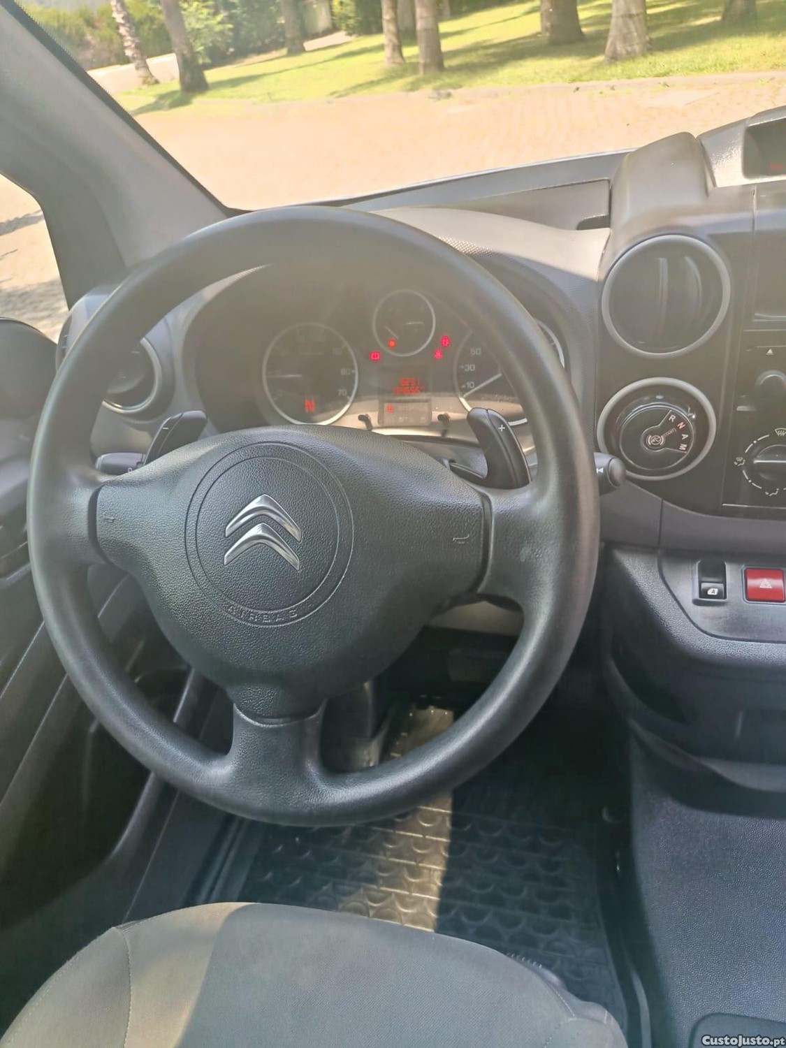 Citroën Berlingo 1.6 BlueHDi L1 3L 100cv — fotografia 3