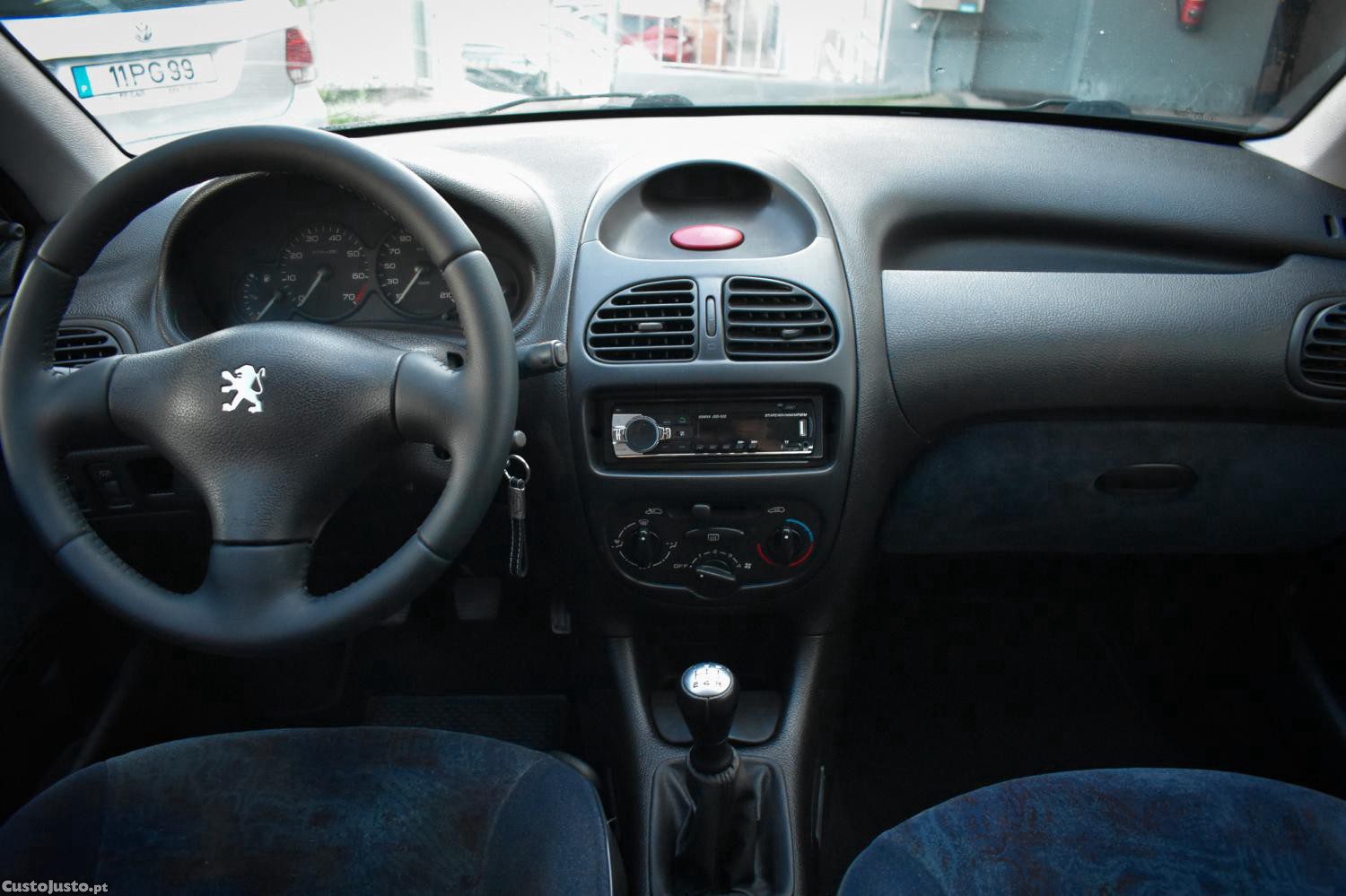 Peugeot 206 1.1 Premium — fotografia 3