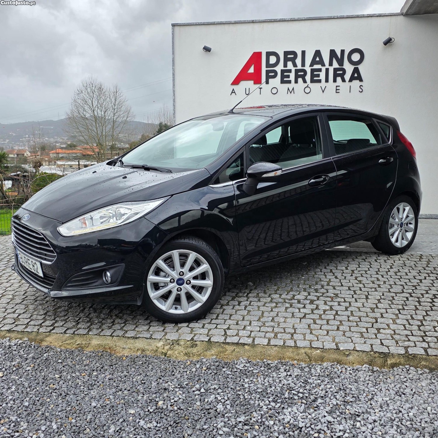 Ford Fiesta 1.5 TDCi Titanium — fotografia 13