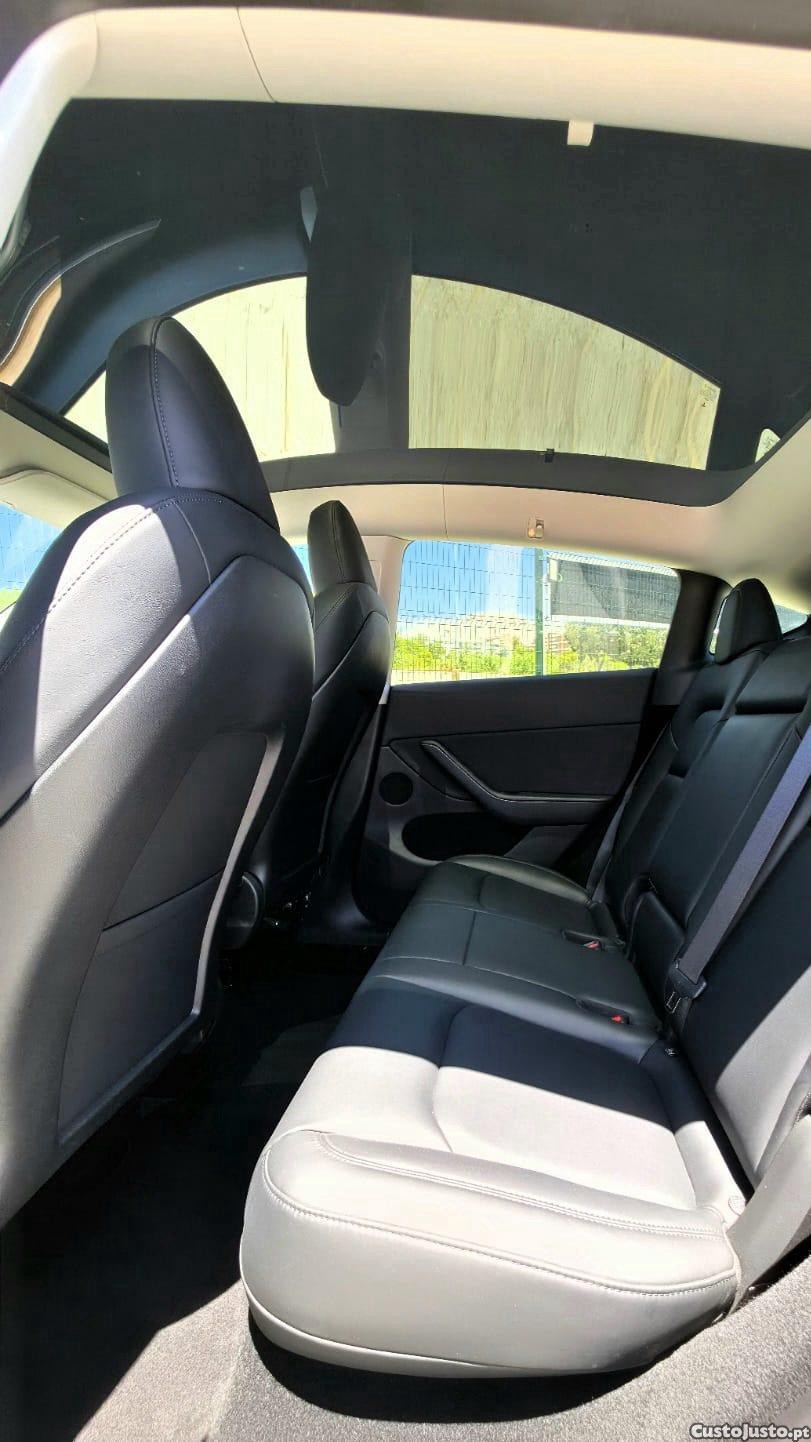 Tesla Model Y Long Range - Dual Motor — fotografia 2