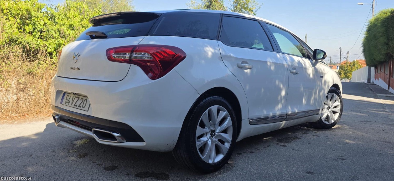 Citroën DS5 2.0 HDi Hybrid4 Sport Chic CMP6 - 13 foto 2