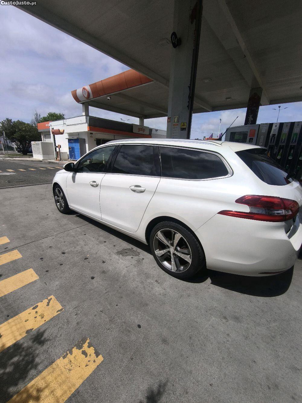 Peugeot 308 SW ALLURE — fotografia 5