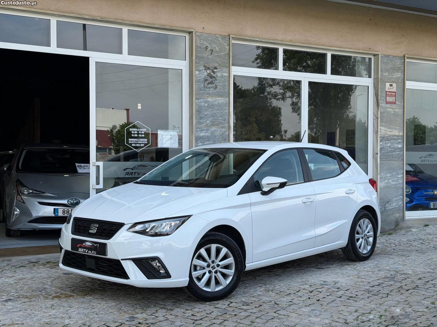 SEAT Ibiza 1.0 TSI Reference — fotografia 13