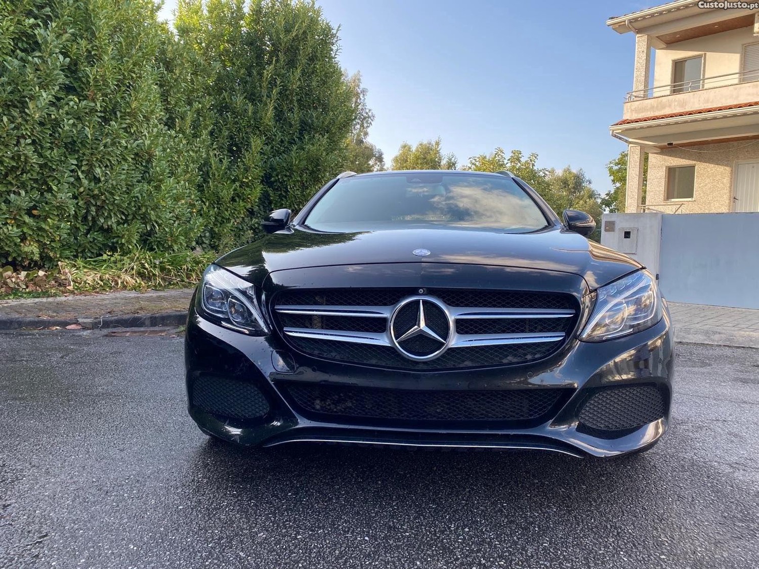 Mercedes-Benz C 350 e / Híbrido Plug-in / Câmaras 360º — photo 3