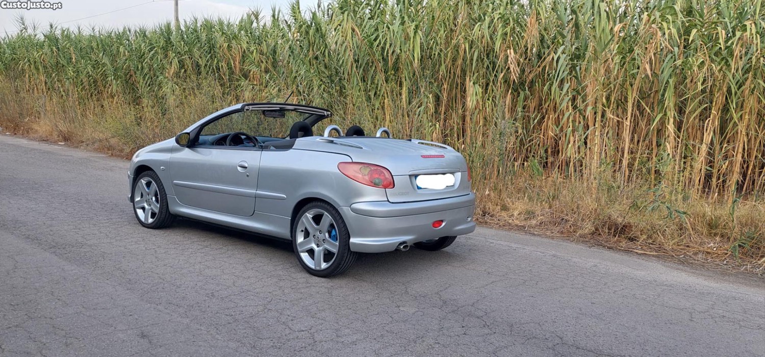 Peugeot 206 CC 1.6 HDI - 110 Cvs — fotografia 11