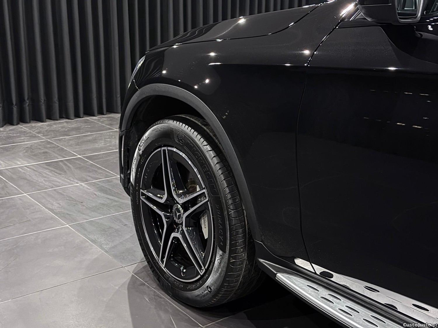 Mercedes-Benz GLC 300 de 4Matic 9G-TRONIC AMG Line — fotografia 13