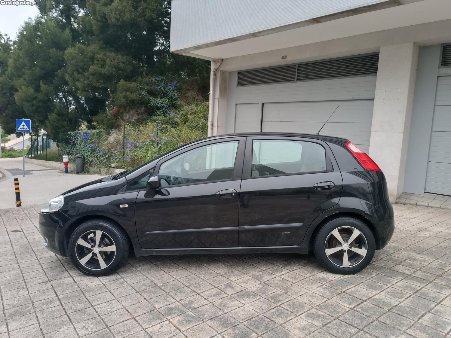 Fiat Grande Punto 1.2i 5 portas ac — fotografia 15