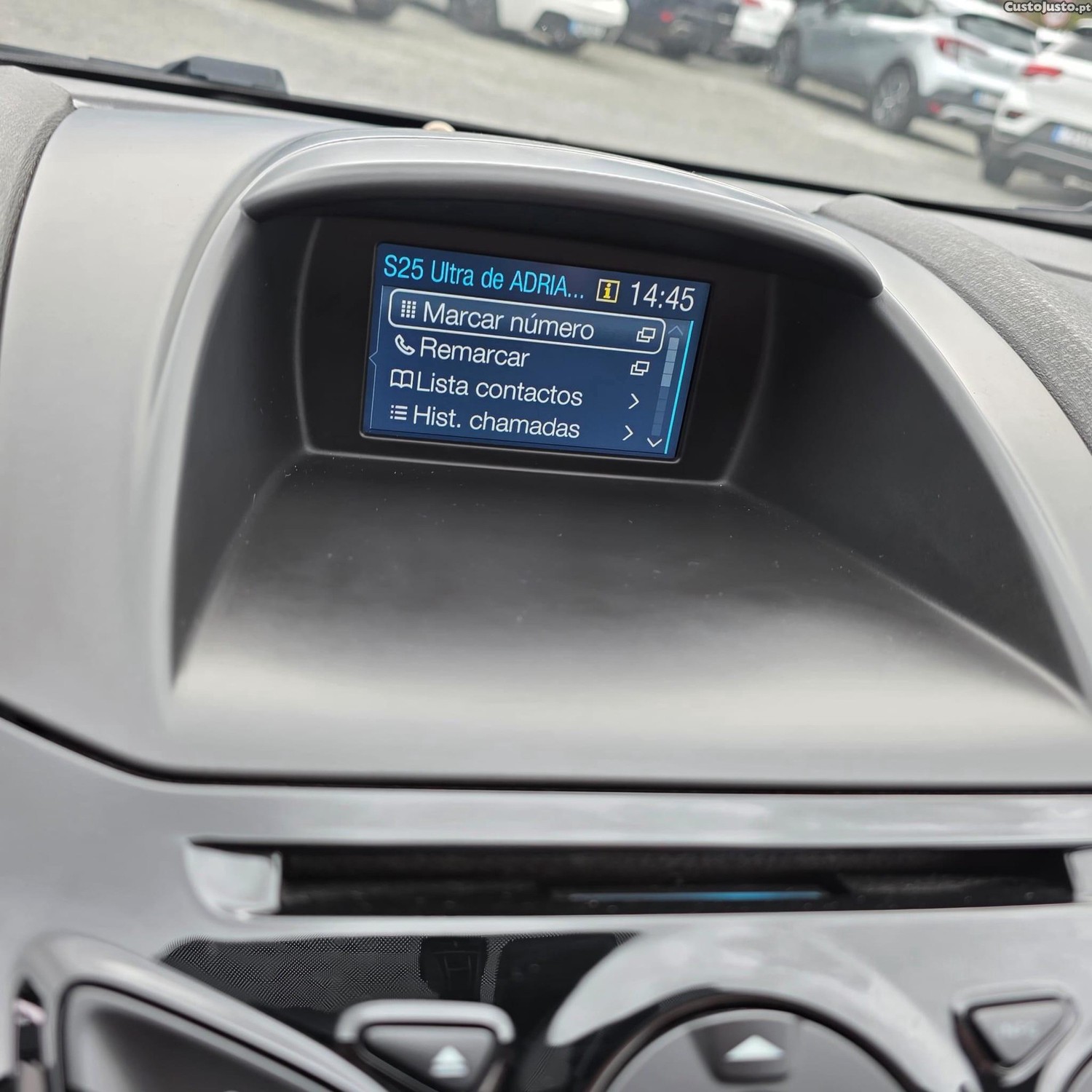 Ford Fiesta 1.5 TDCi Titanium — fotografia 4