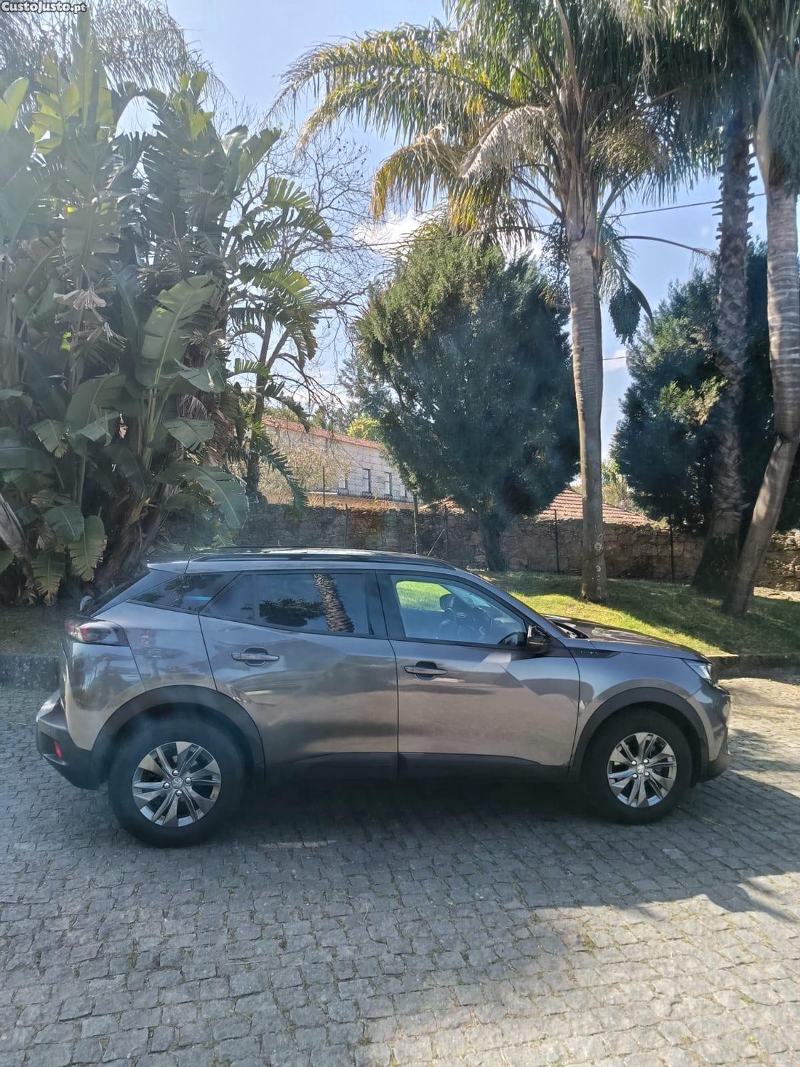 Peugeot 2008 1.2 PureTech Style — photo 2