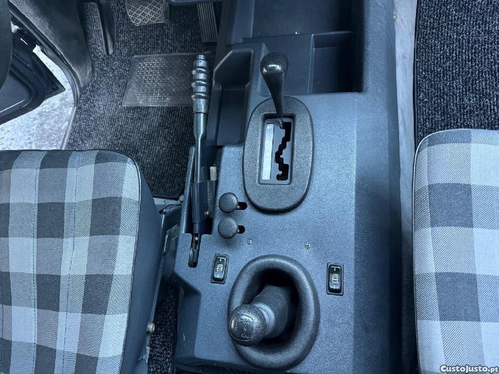 Mercedes-Benz G 300 Diesel — fotografia 3