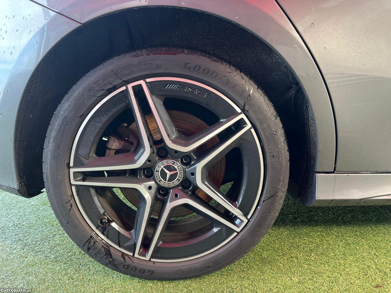 Mercedes-Benz A 250 Hybrid | Full Extras — fotografia 15