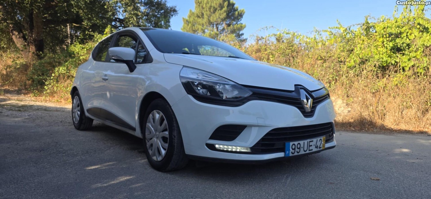 Renault Clio 1.5 dCi Zen — fotografia 7