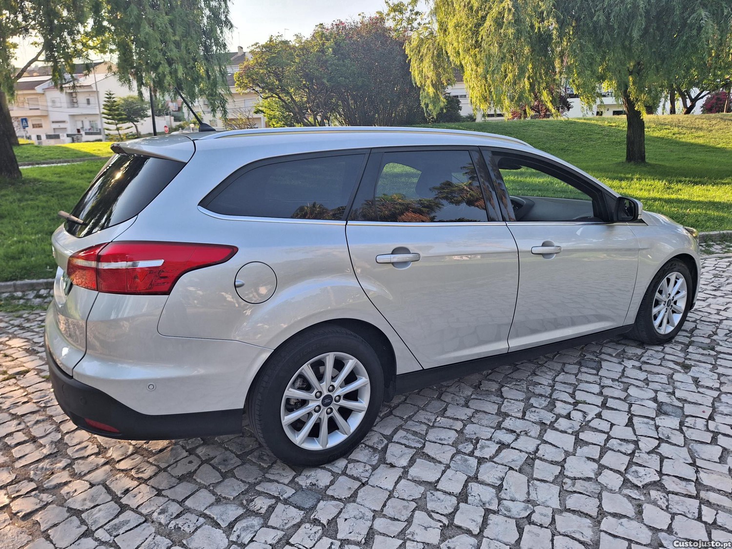 Ford Focus 1500 TDCI Titanium 120 CV — fotografia 4