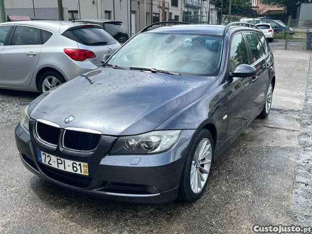 BMW 320 D TOURING — fotografia 14