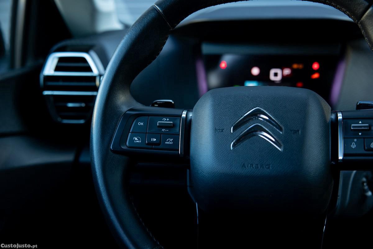 Citroën C4 1.5 BlueHDi Feel Pack EAT8 — fotografia 7