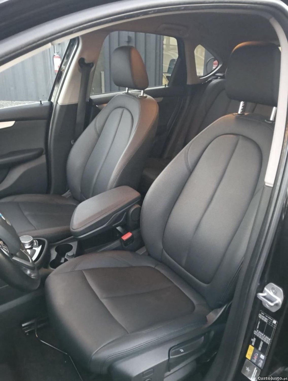 BMW 225 Active Tourer 225xe Active Tourer — fotografia 4