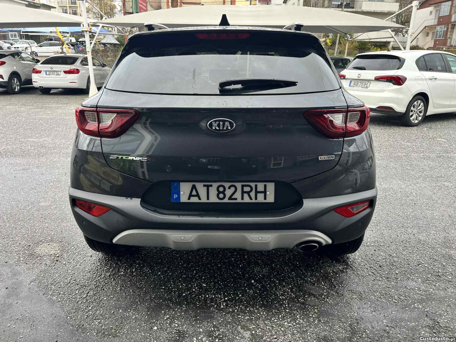 Kia Stonic 1.6 CRDI Vision — fotografia 17