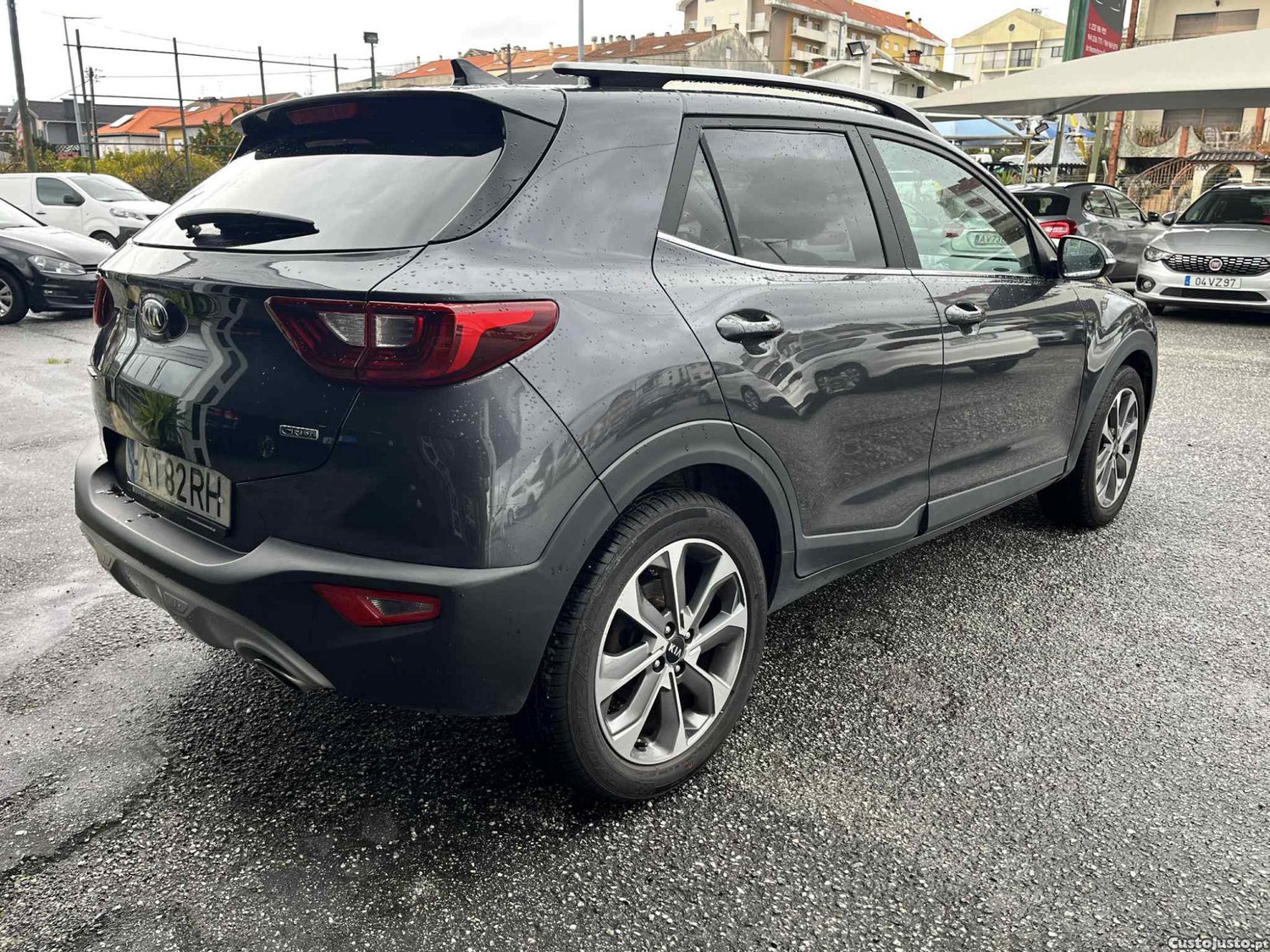 Kia Stonic 1.6 CRDI Vision — fotografia 20