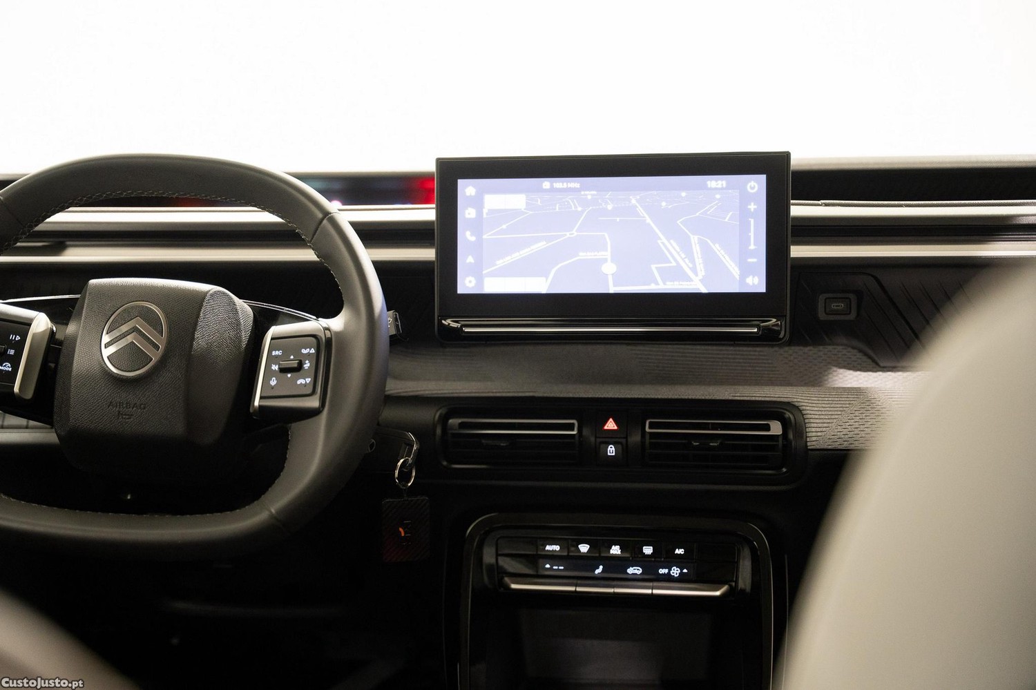 Citroën e-C3 44 kWh Autonomia Conforto Max — fotografia 17